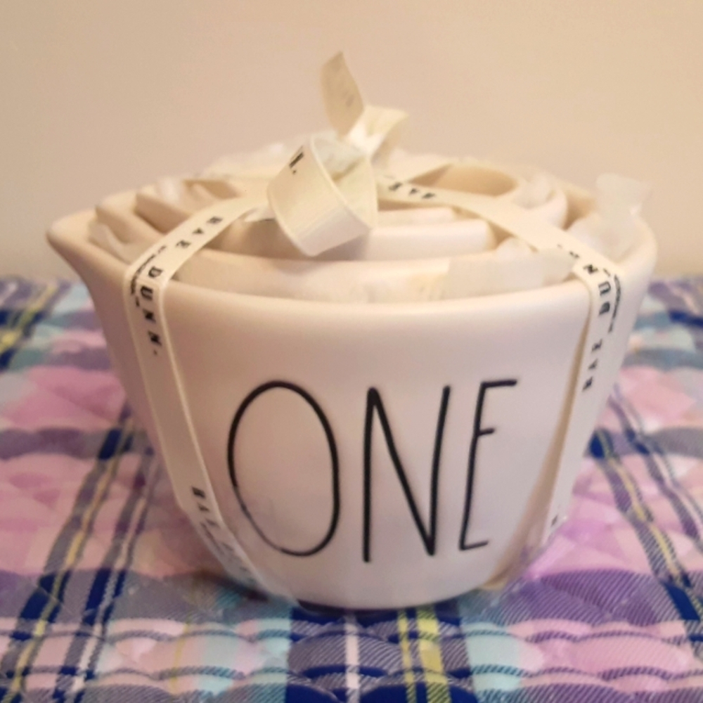 Rae Dunn Measuring Cups - Set of Four